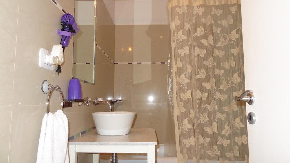 Altuen & Hotel 3*